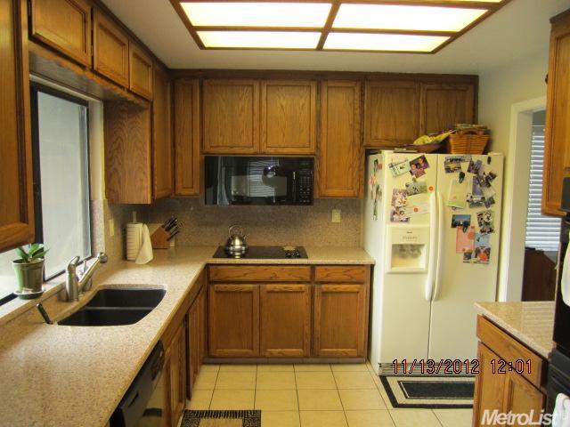 1053 Sunfish Dr, Manteca, CA 95337 photo 8
