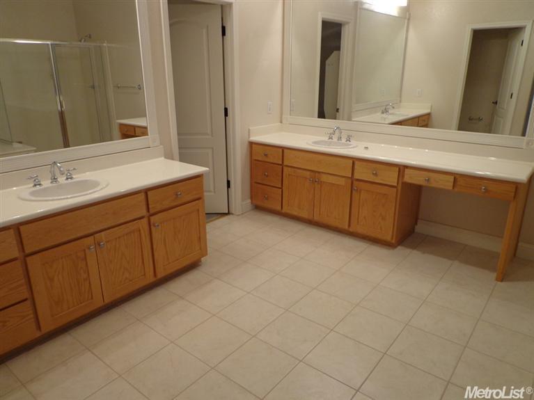 4024 Calais Ct, Modesto, CA 95356 photo 13