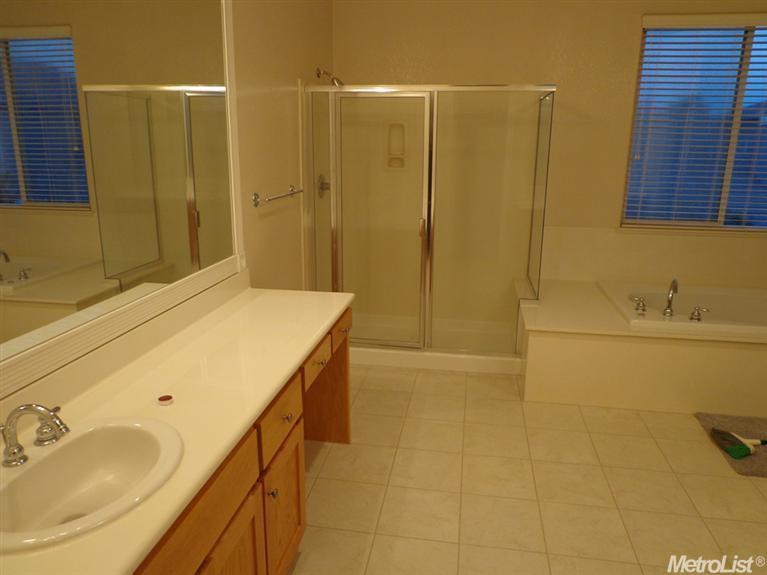 4024 Calais Ct, Modesto, CA 95356 photo 14