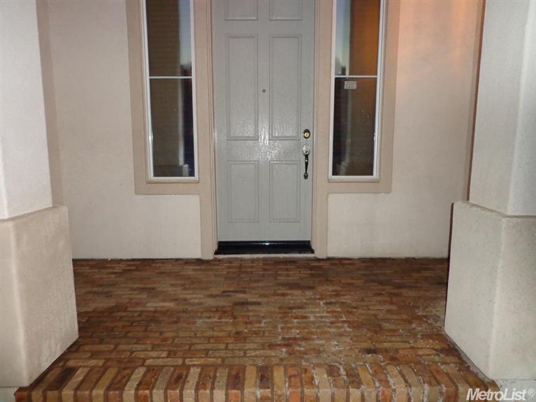 4024 Calais Ct, Modesto, CA 95356 photo 2