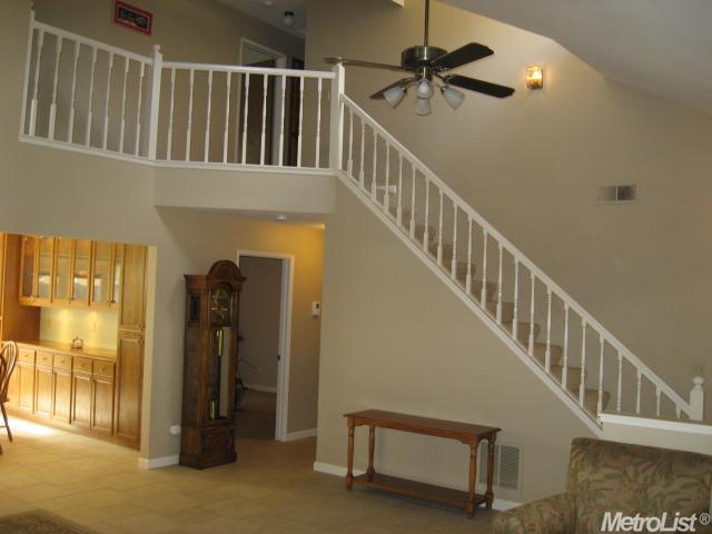 537 Moe Dr, Patterson, CA 95363 photo 4