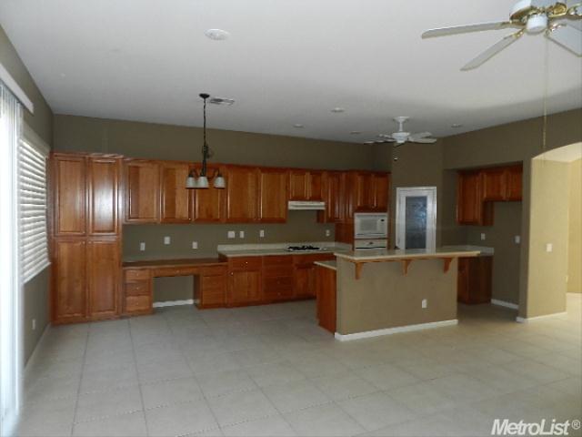 3117 Amos Ct, Modesto, CA 95355 photo 7