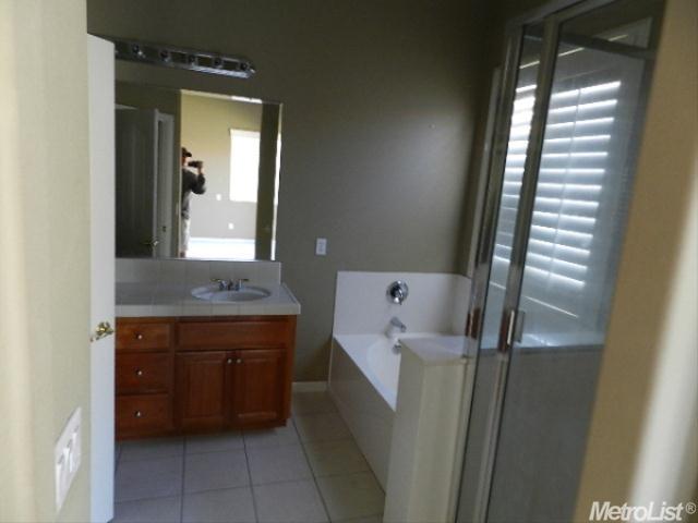 3117 Amos Ct, Modesto, CA 95355 photo 11