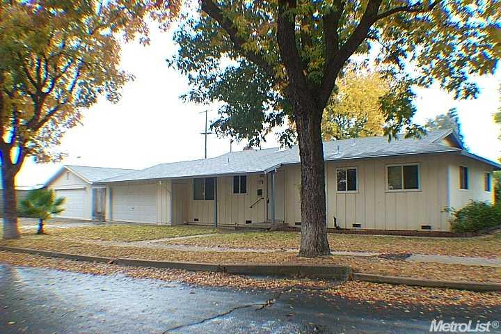 2101 Budd St, Modesto, CA 95350 photo 1