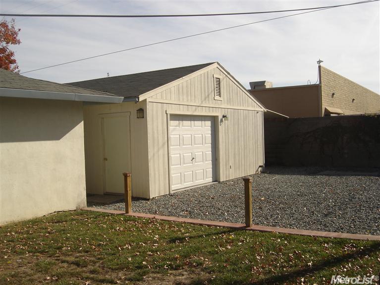 2101 Budd St, Modesto, CA 95350 photo 10