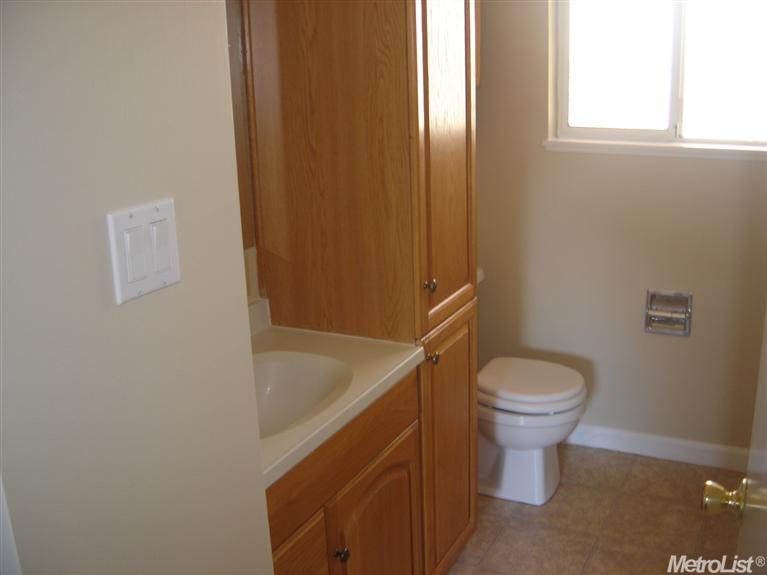 2101 Budd St, Modesto, CA 95350 photo 9