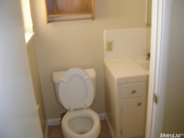 2101 Budd St, Modesto, CA 95350 photo 8
