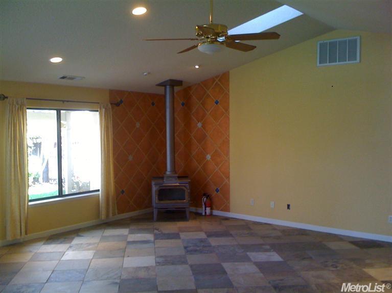 2401 Naas Ct, Modesto, CA 95358 photo 6