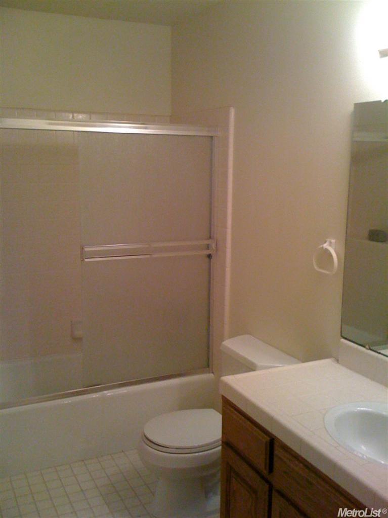 2401 Naas Ct, Modesto, CA 95358 photo 12