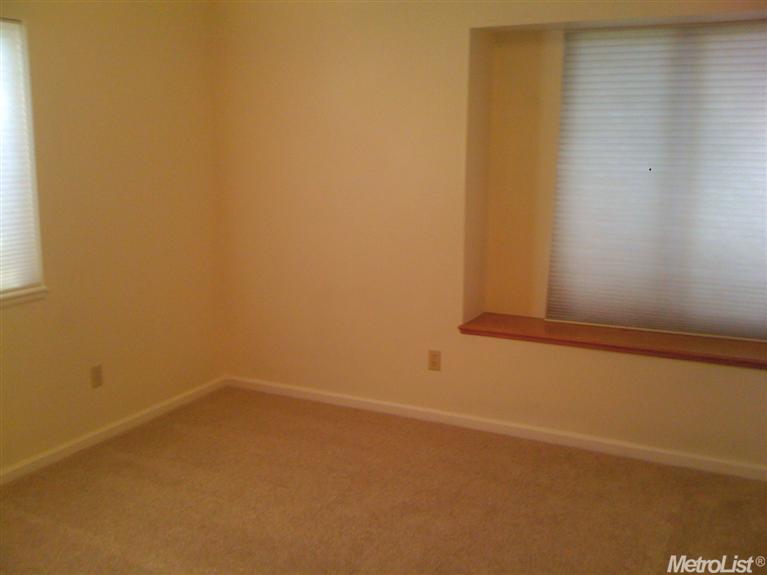 2401 Naas Ct, Modesto, CA 95358 photo 10
