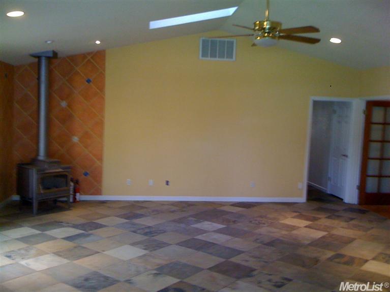 2401 Naas Ct, Modesto, CA 95358 photo 5