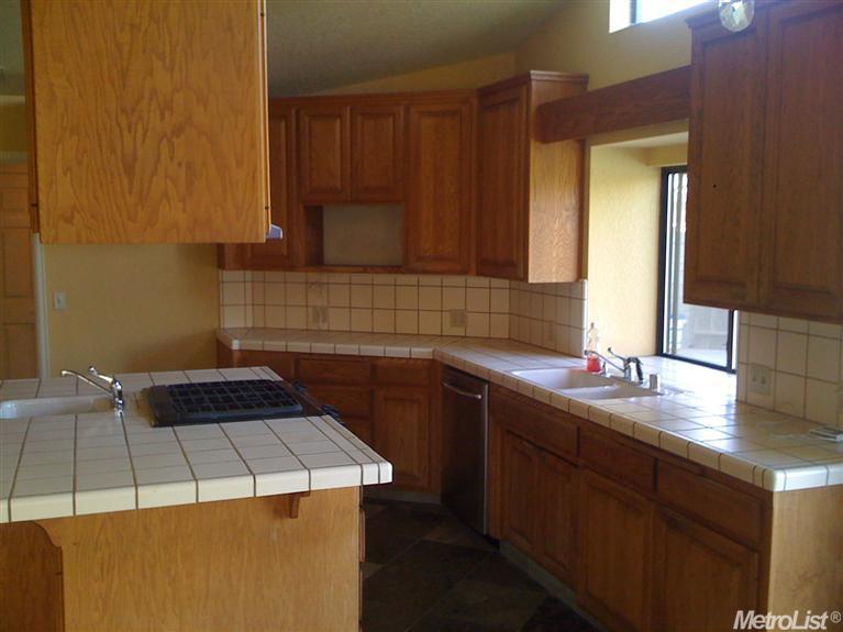 2401 Naas Ct, Modesto, CA 95358 photo 3