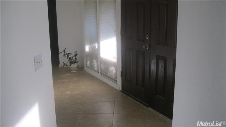 1916 Chester Dr, Tracy, CA 95376 photo 8