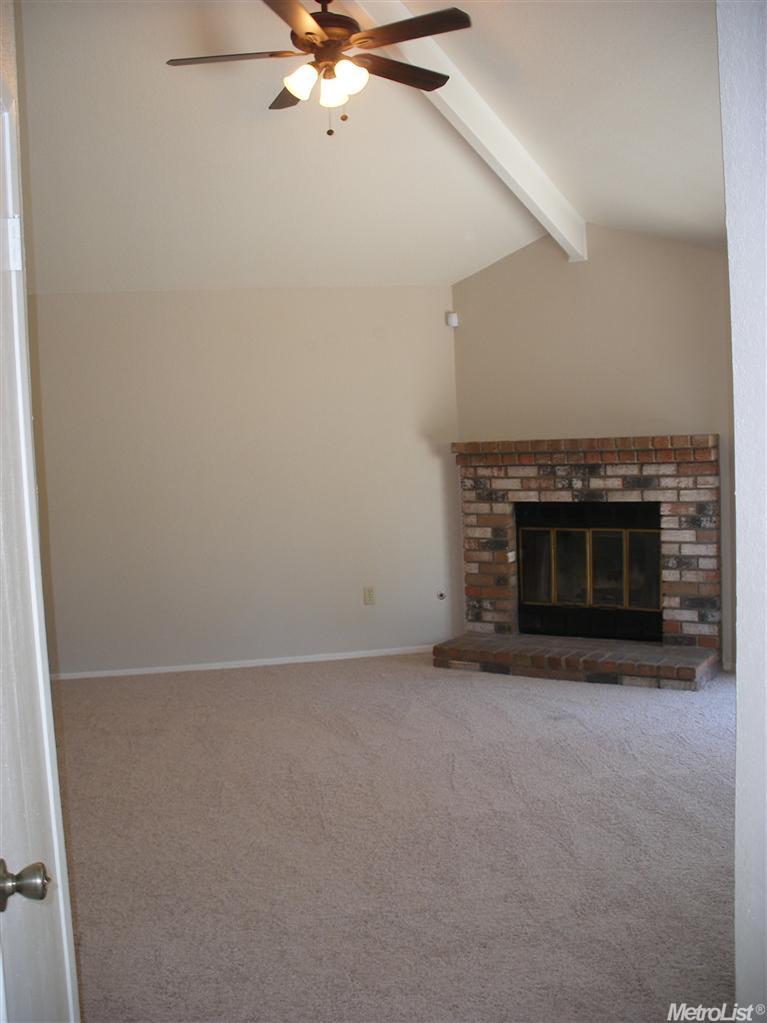 1208 Cape Cod Dr, Modesto, CA 95358 photo 3