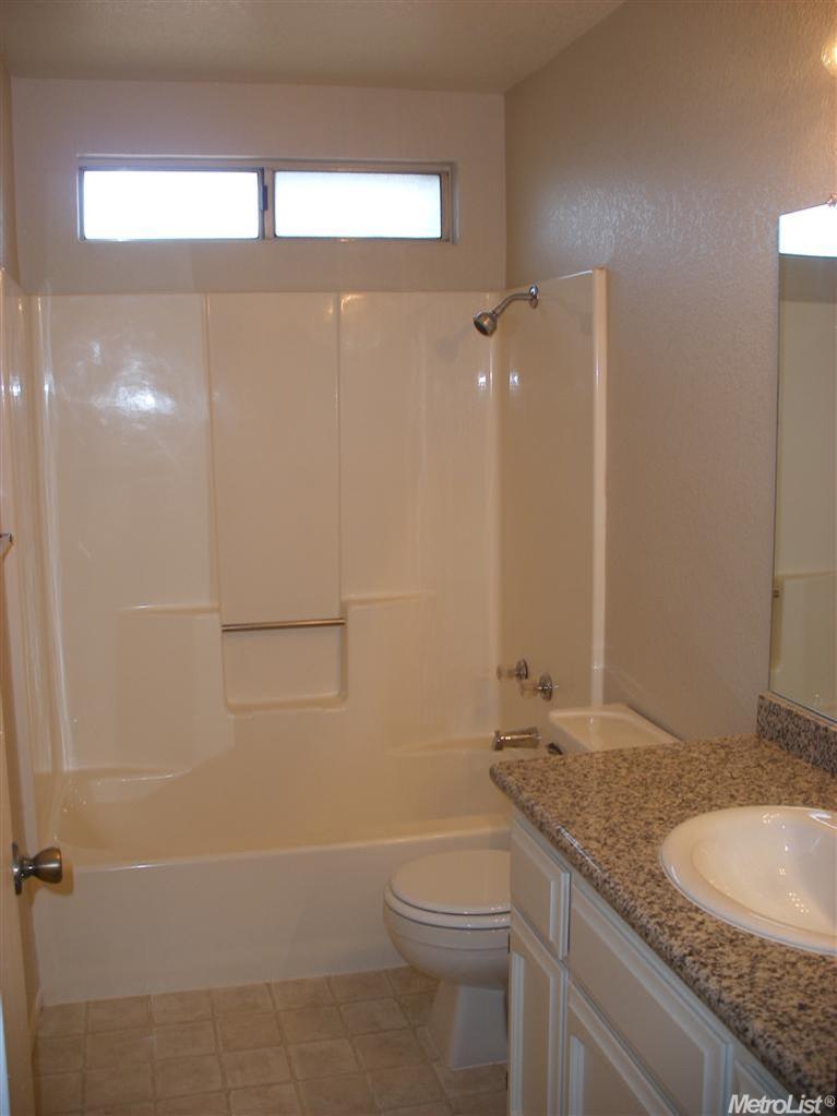1208 Cape Cod Dr, Modesto, CA 95358 photo 10