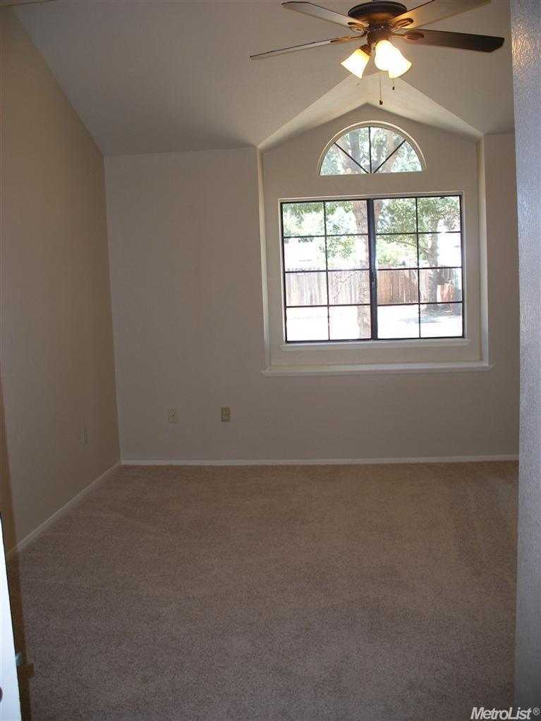 1208 Cape Cod Dr, Modesto, CA 95358 photo 9