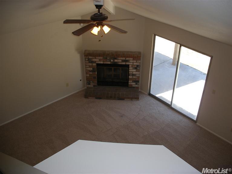1208 Cape Cod Dr, Modesto, CA 95358 photo 2