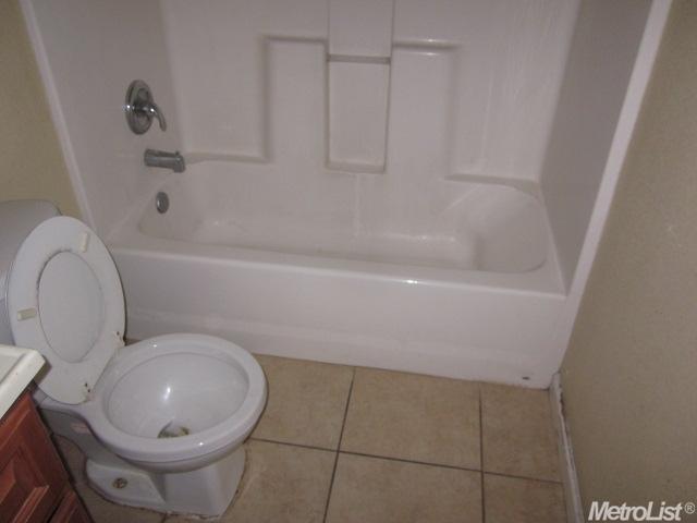 1825 Denver St, Modesto, CA 95358 photo 8