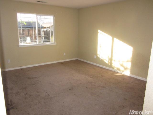 1825 Denver St, Modesto, CA 95358 photo 4