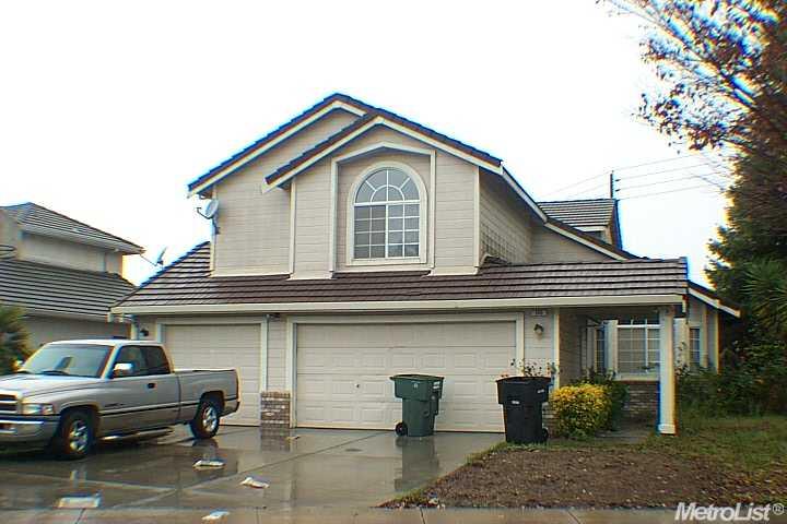 745 Parkston Ct, Modesto, CA 95357 photo 1