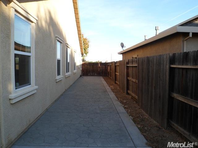 333 Wolfpack Ct, Patterson, CA 95363 photo 25