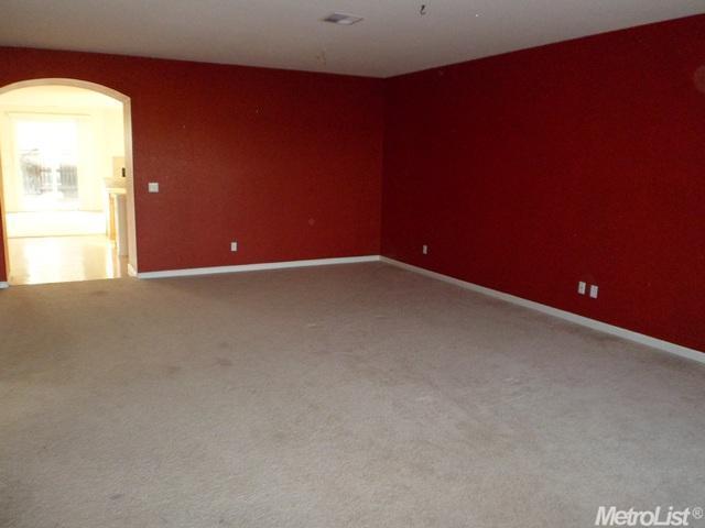 333 Wolfpack Ct, Patterson, CA 95363 photo 7