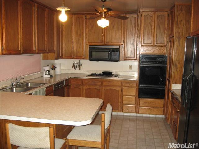 2203 Miller Ave, Modesto, CA 95354 photo 2
