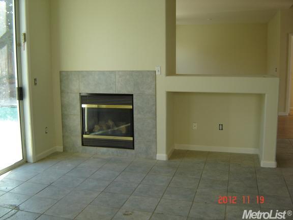 1930 Landreth Ln, Manteca, CA 95336 photo 4
