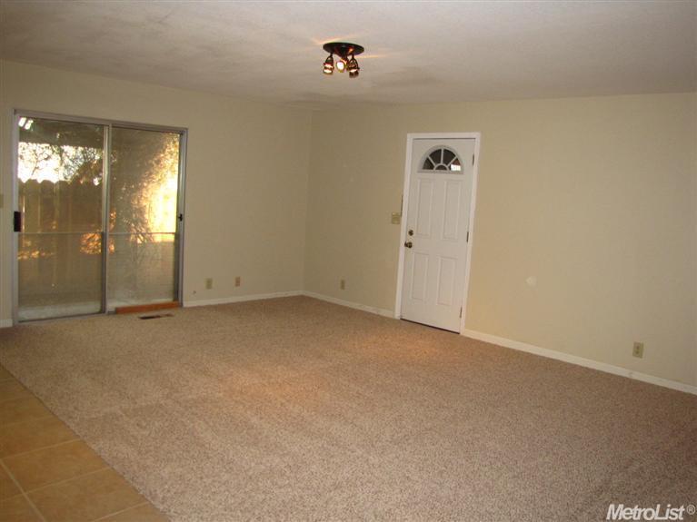 1453 Castaway, Manteca, CA 95337 photo 7