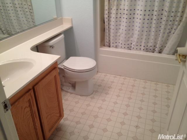 412 Beachcomber Dr, Rocklin, CA 95677 photo 4