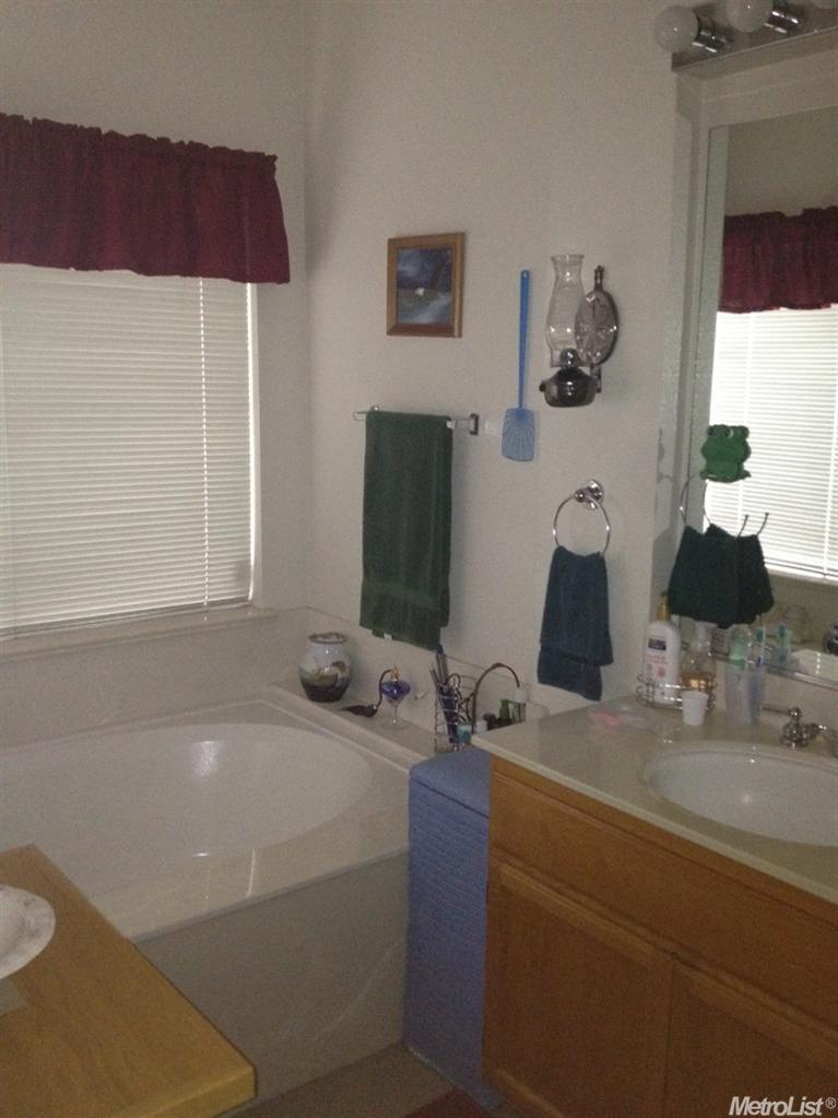 1233 Chaplin Ct, Tracy, CA 95376 photo 12