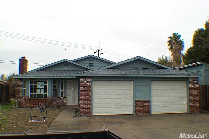 467 Ore St, Manteca, CA 95336 photo 1