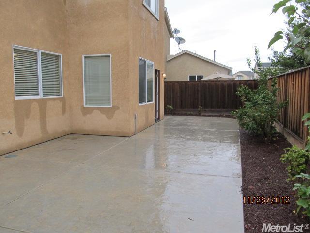 4084 Ivory Ln, Turlock, CA 95382 photo 3