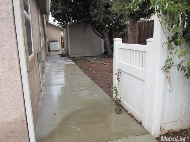 1620 Daisy Tree, Ceres, CA 95307 photo 18
