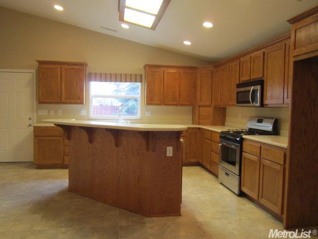 1620 Daisy Tree, Ceres, CA 95307 photo 5