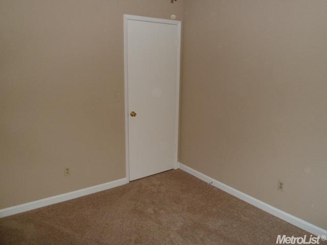 608 Stratton Ave, Modesto, CA 95351 photo 8