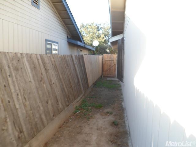 608 Stratton Ave, Modesto, CA 95351 photo 22