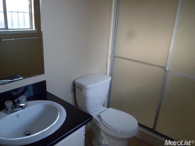 608 Stratton Ave, Modesto, CA 95351 photo 13