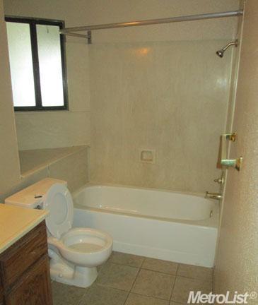 2003 Bluejay Way, Lodi, CA 95240 photo 17