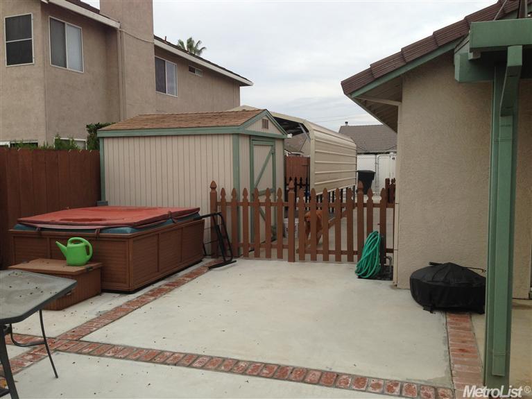 510 Meadowland Dr, Ripon, CA 95366 photo 12
