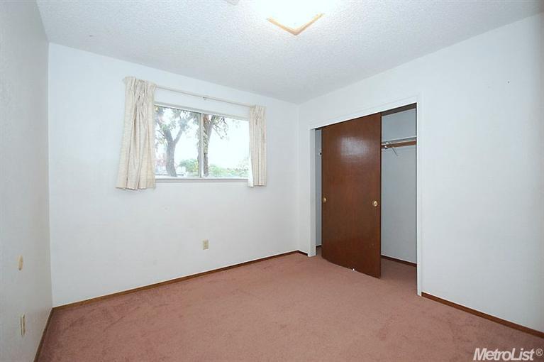 340 Clark St, Turlock, CA 95380 photo 10