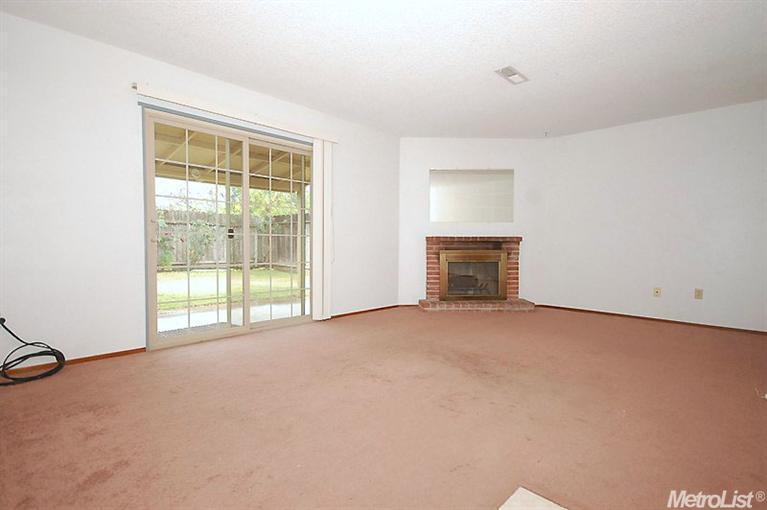 340 Clark St, Turlock, CA 95380 photo 7