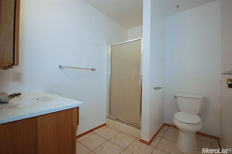 340 Clark St, Turlock, CA 95380 photo 14