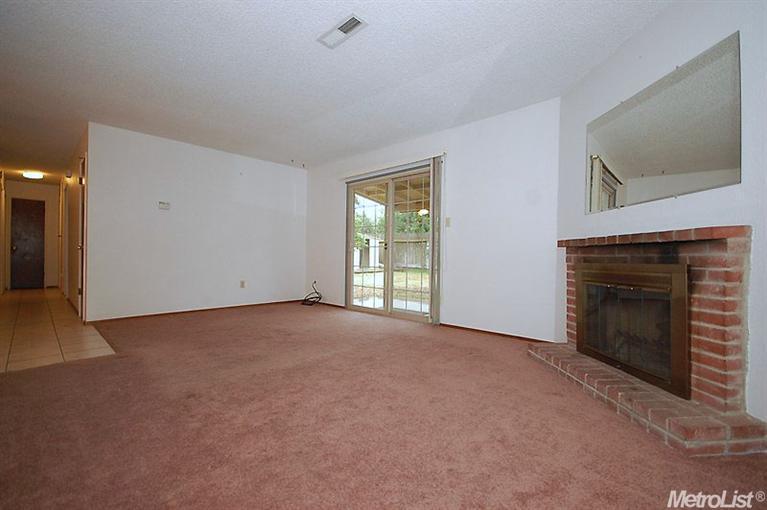 340 Clark St, Turlock, CA 95380 photo 8