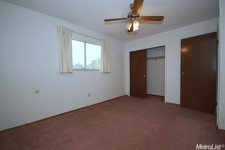 340 Clark St, Turlock, CA 95380 photo 11