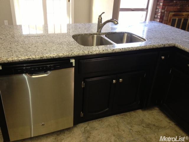 2249 Morningside Dr, Modesto, CA 95355 photo 3