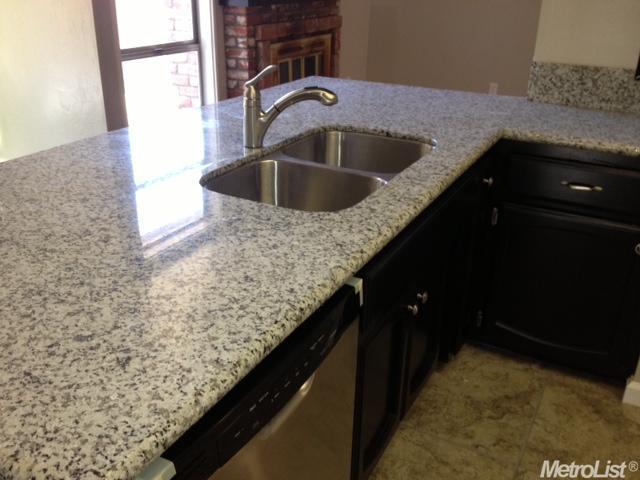2249 Morningside Dr, Modesto, CA 95355 photo 4