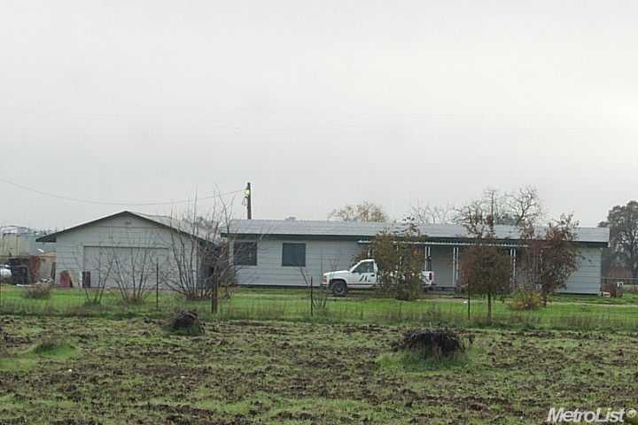 4860 E Morse, Lodi, CA 95240 photo 1