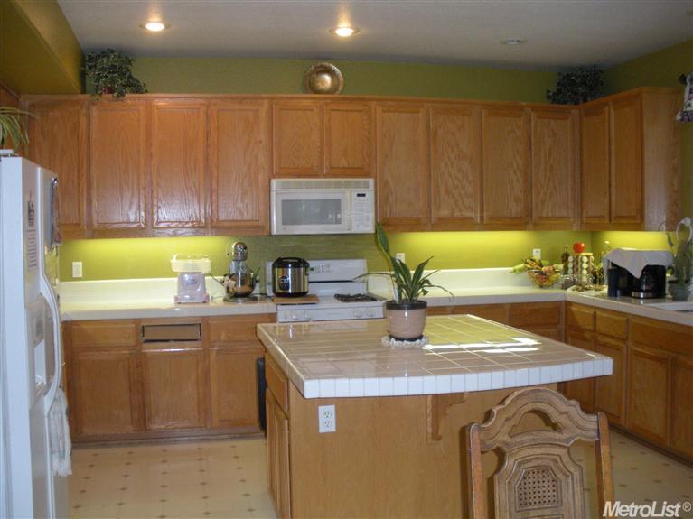 2470 Garrett Ct, Tracy, CA 95377 photo 2