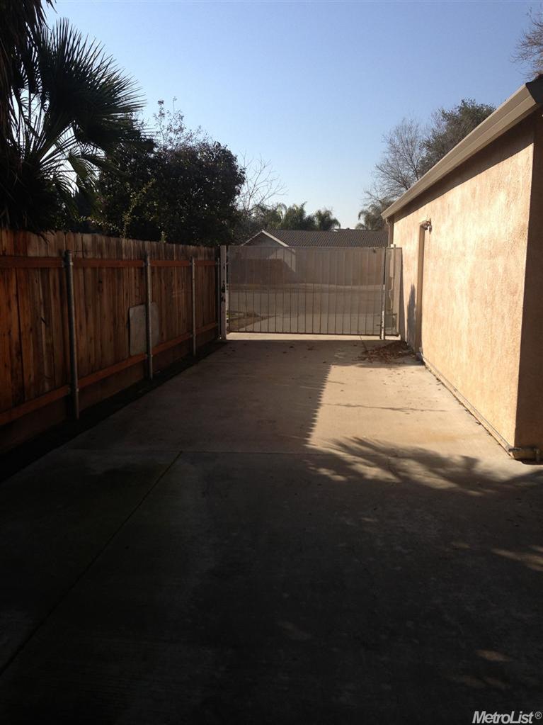 812 Foxfire Dr, Manteca, CA 95337 photo 17